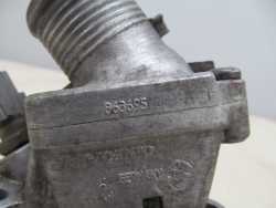 VOLVO S60 S80 V70 XC 2.4 D5 00- OBUDOWA TERMOSTATU 863695