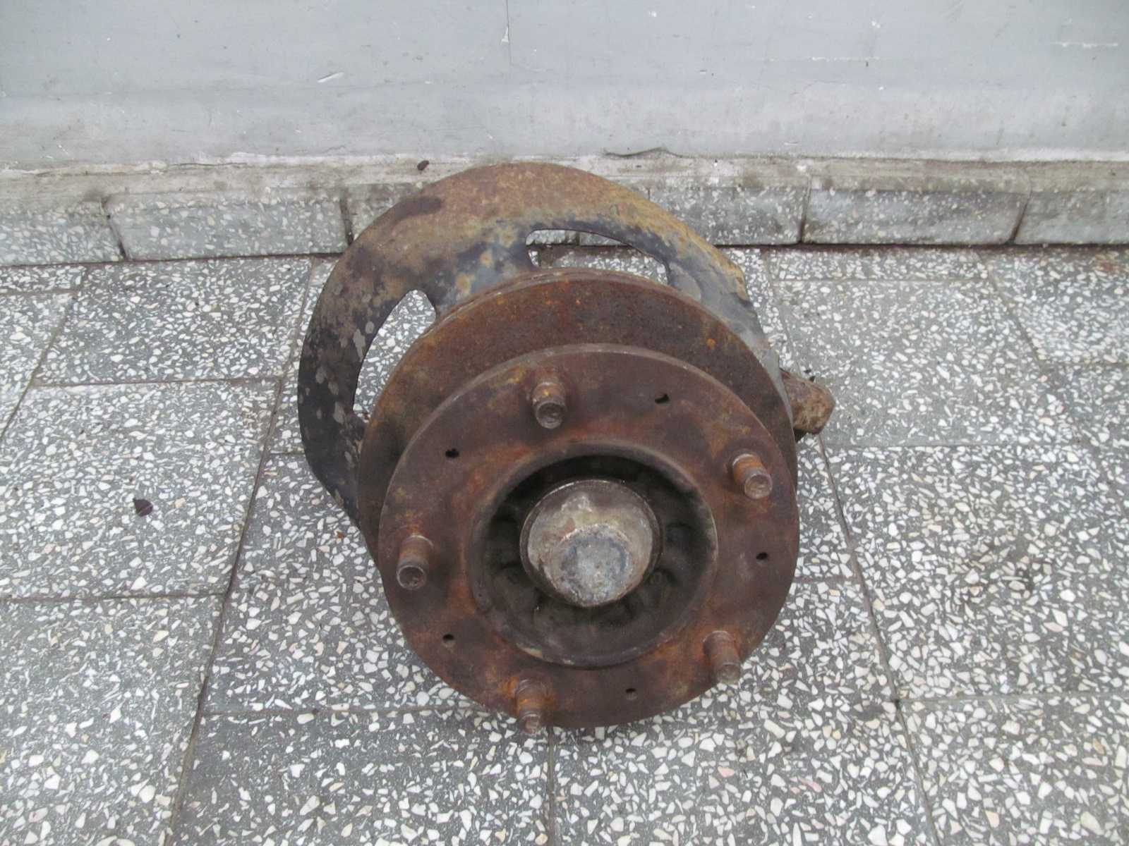 ISUZU N35 N GRAFTER NPR L PIASTA ZWROTNICA PRZOD PRAWA 07-18