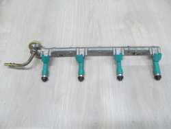 TOYOTA CAMRY 2.4B WTRYSK WTRYSKIWACZ 23250-0H030