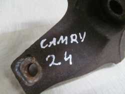 TOYOTA CAMRY 2.4B LAPA WSPORNIK SILNIKA