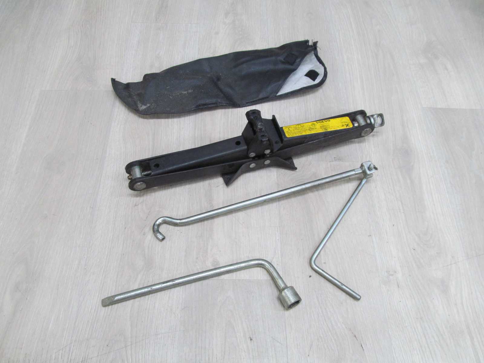 VOLVO XC90 LIFT LEWAREK KLUCZ ZESTAW NAPRAWCZY 30647621