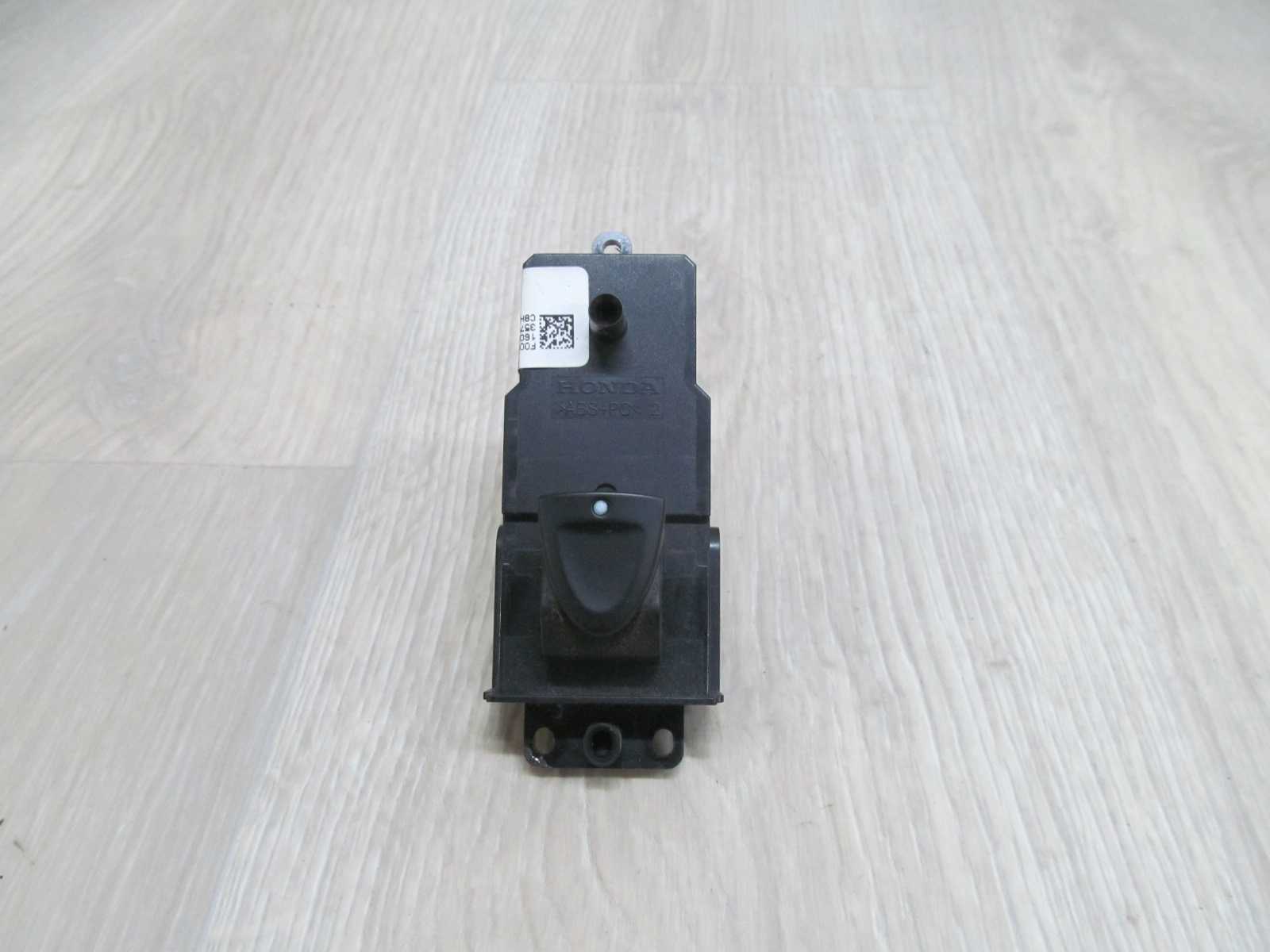 HONDA CIVIC VIII UFO 06-11 PRZELACZNIK SZYBY PRAWY TYL 83790SMGE020