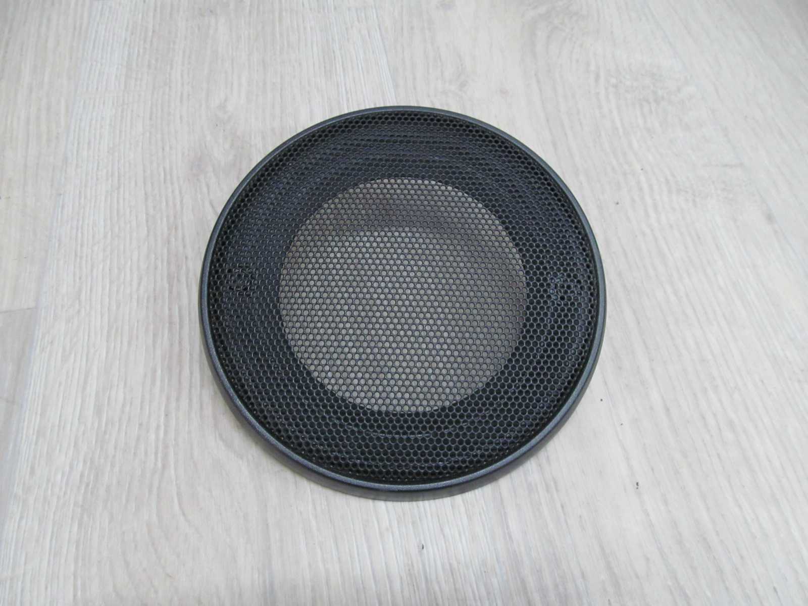 TOYOTA AYGO C1 107 05-14 KRATKA MASKOWNICA GLOSNIKA TYL