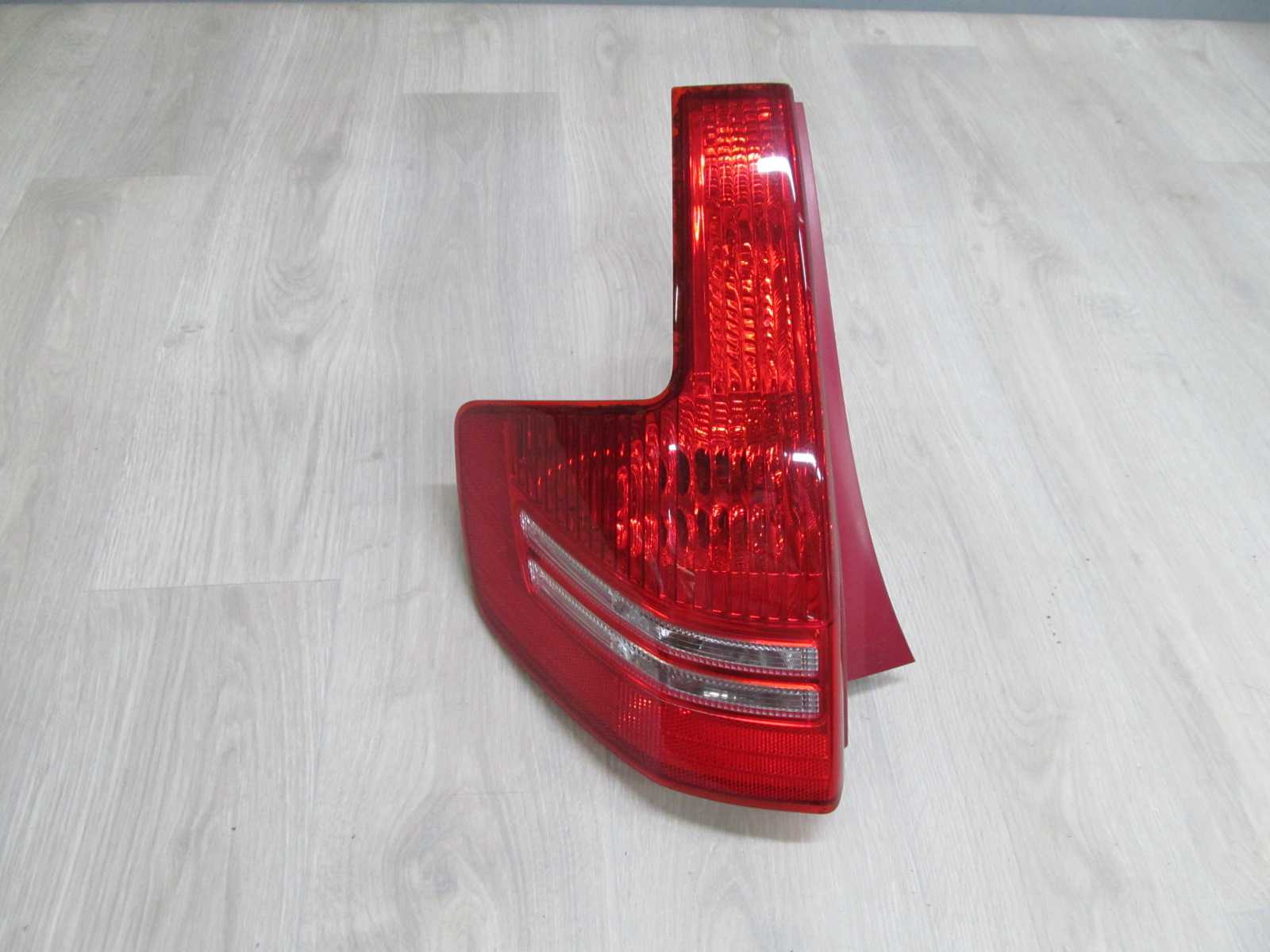 CITROEN C4 HB 5D LAMPA TYL LEWA 06-09 9655864080