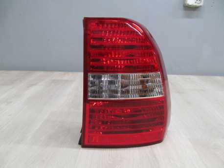 KIA SPORTAGE II 04-10 LAMPA TYL PRAWA 92402-1F010