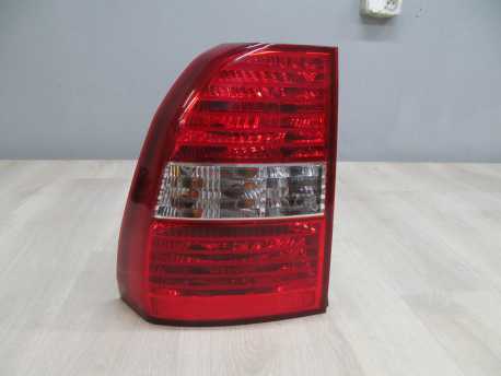 KIA SPORTAGE II 04-10 LAMPA TYL LEWA 92401-1F010