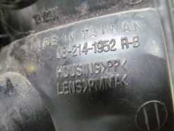 MITSUBISHI L200 L 200 95-05 LAMPA TYL PRAWA 2141952