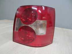VW PASSAT B5 KOMBI LIFT FL LAMPA TYL PRAWA 3B9945096 00-05