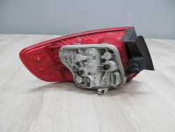 AUDI A3 8P SPORTBACK 5D LAMPA TYLNA TYL PRAWA 05-09 8P4945096C