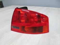 AUDI A4 B7 SEDAN LAMPA TYL TYLNA BLOTNIKA PRAWA 04-07