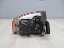 AUDI A4 B7 SEDAN LAMPA TYL TYLNA BLOTNIKA PRAWA 04-07