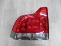 VOLVO S60 I LAMPA TYL LEWA 8664079 00-04