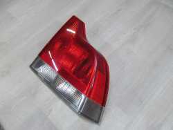VOLVO S60 I LAMPA TYL PRAWA 8664080 00-04