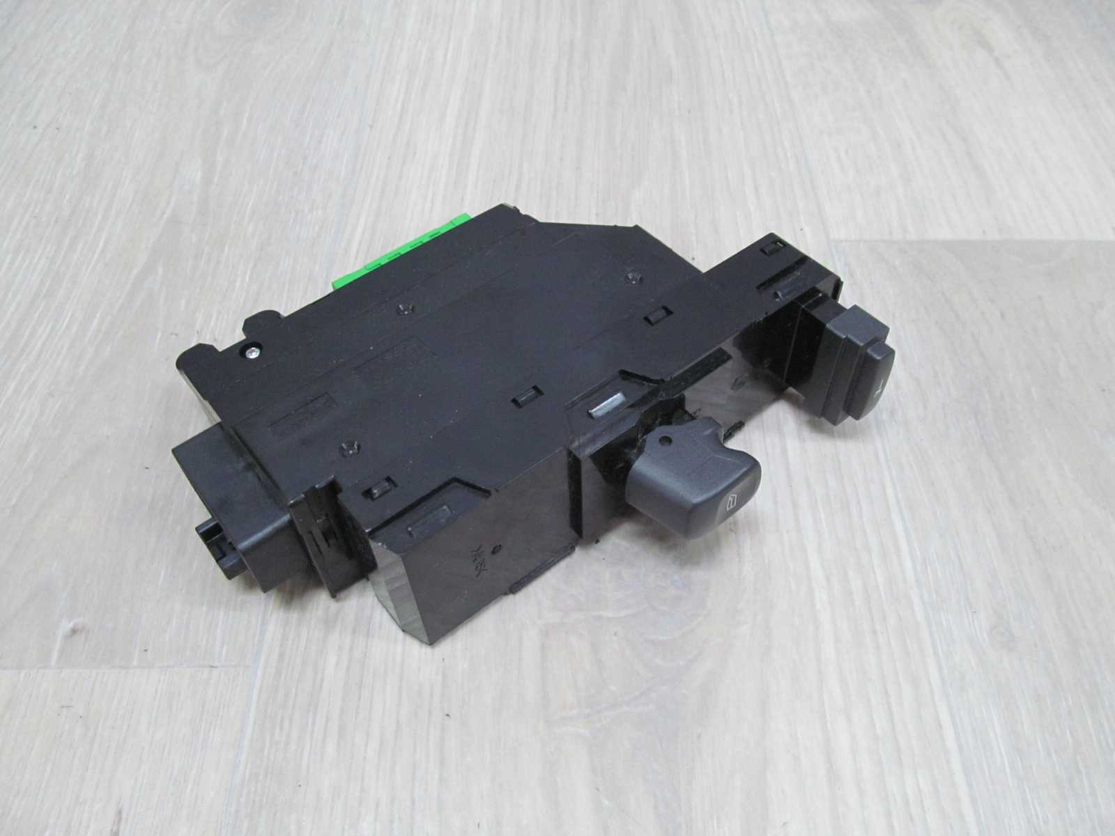 VOLVO S60 V70 XC70 XC90 PANEL PRZELACZNIK SZYB 30658117