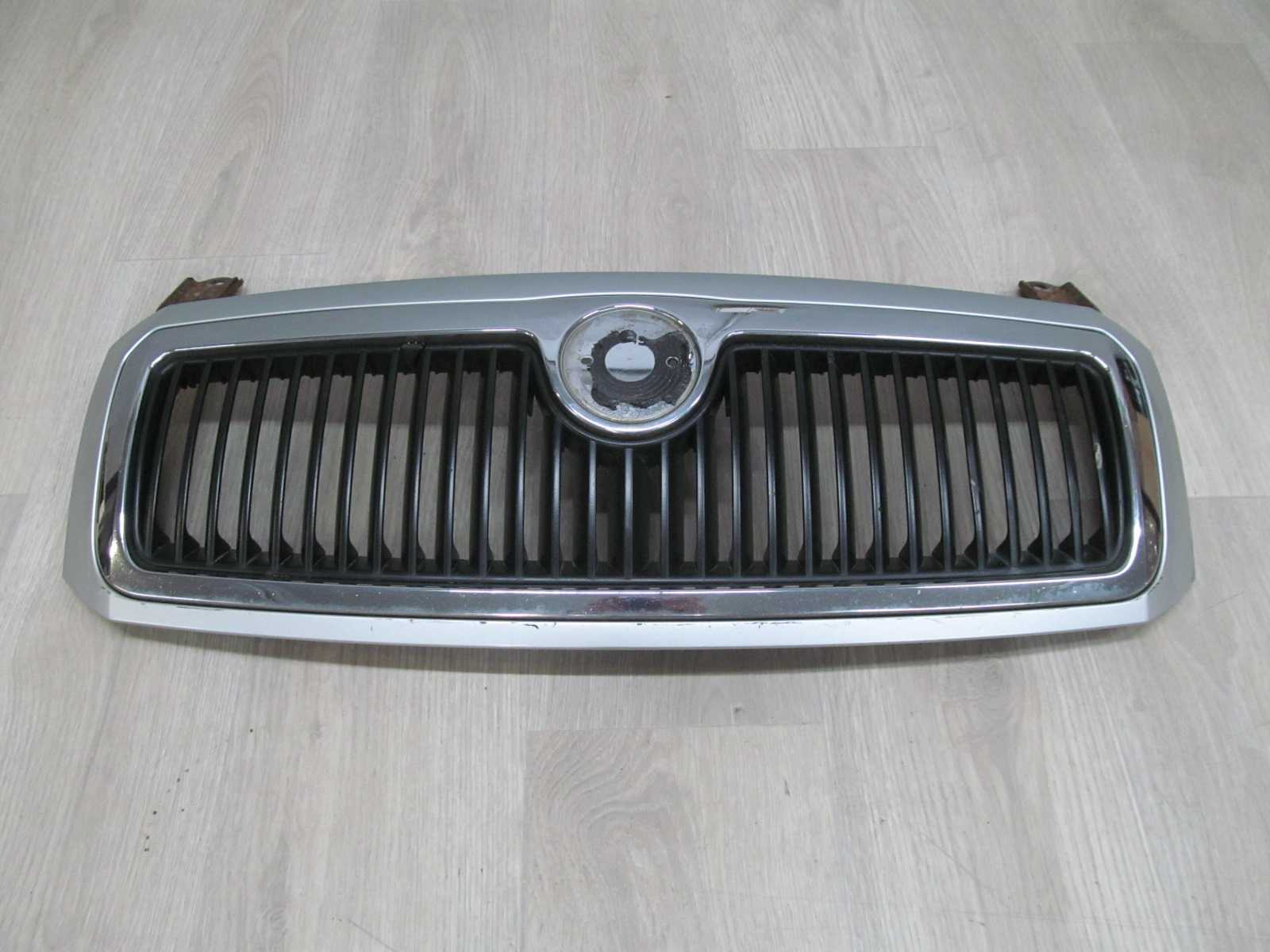 SKODA FABIA I LIFT GRILL ATRAPA 6Y0853668B 04/08