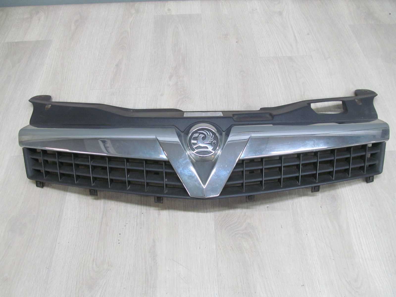 OPEL ASTRA H LIFT GRILL ATRAPA CHLODNICY CHROM 03-06