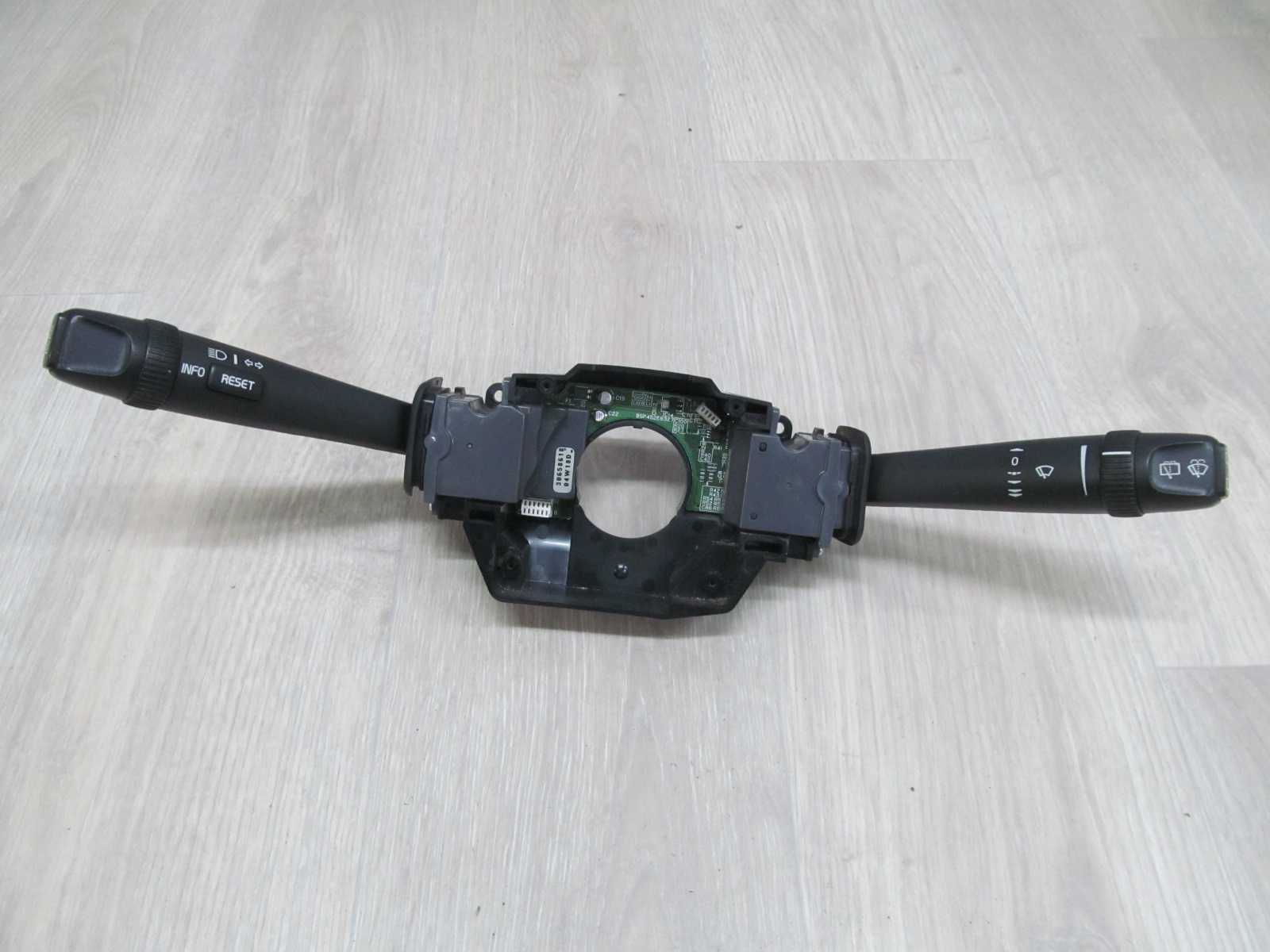 VOLVO S60 V70 XC90 LIFT MANETKA PRZELACZNIK 30658618