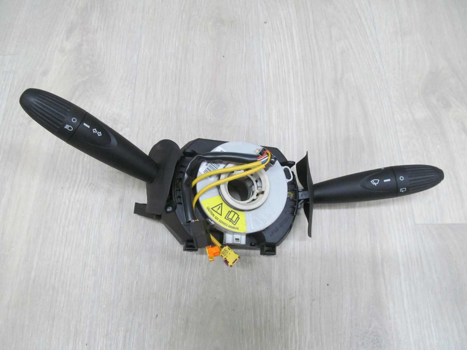 FIAT 500 MANETKA PRZELACZNIK WYCIERACZEK TASMA AIRBAG 07-15