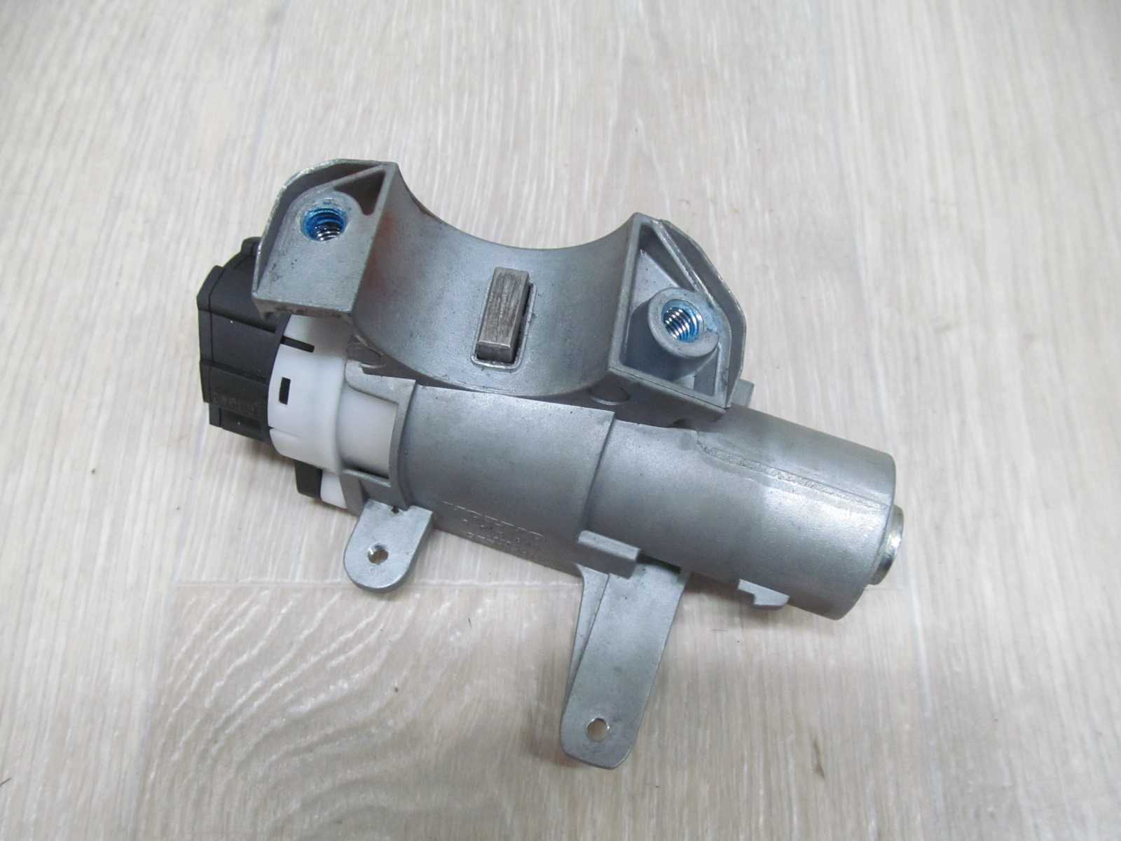VOLVO XC90 LIFT STACYJKA KOSTKA 8645228 02-14