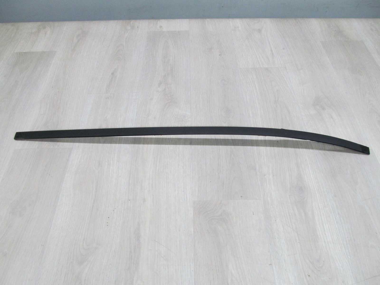 MITSUBISHI OUTLANDER II 06-12 LISTWA DACHOWA SZYBY LEWA 7400A055