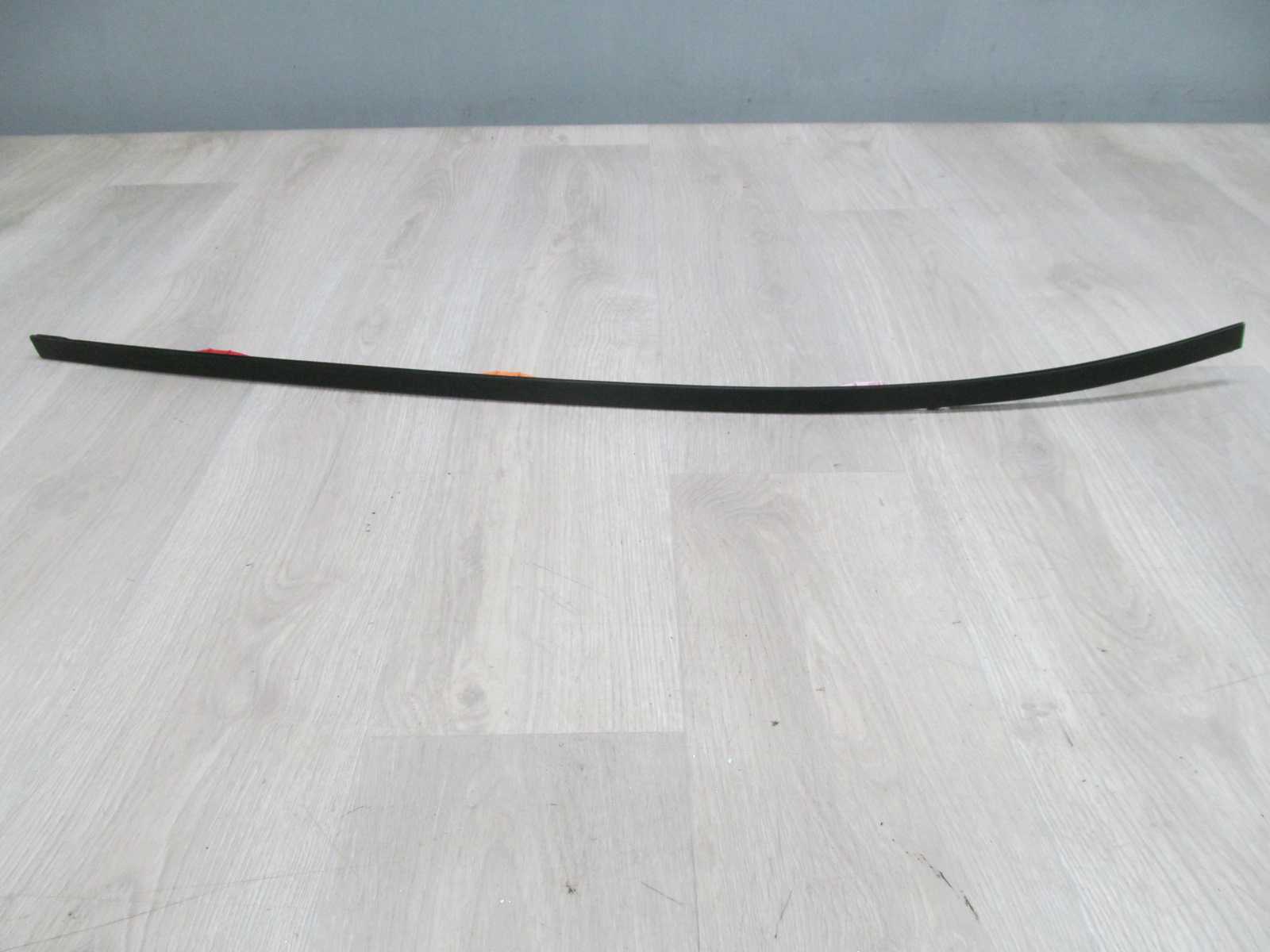 MITSUBISHI OUTLANDER II 06-12 LISTWA DACHOWA SZYBY PRAWA 7400A056