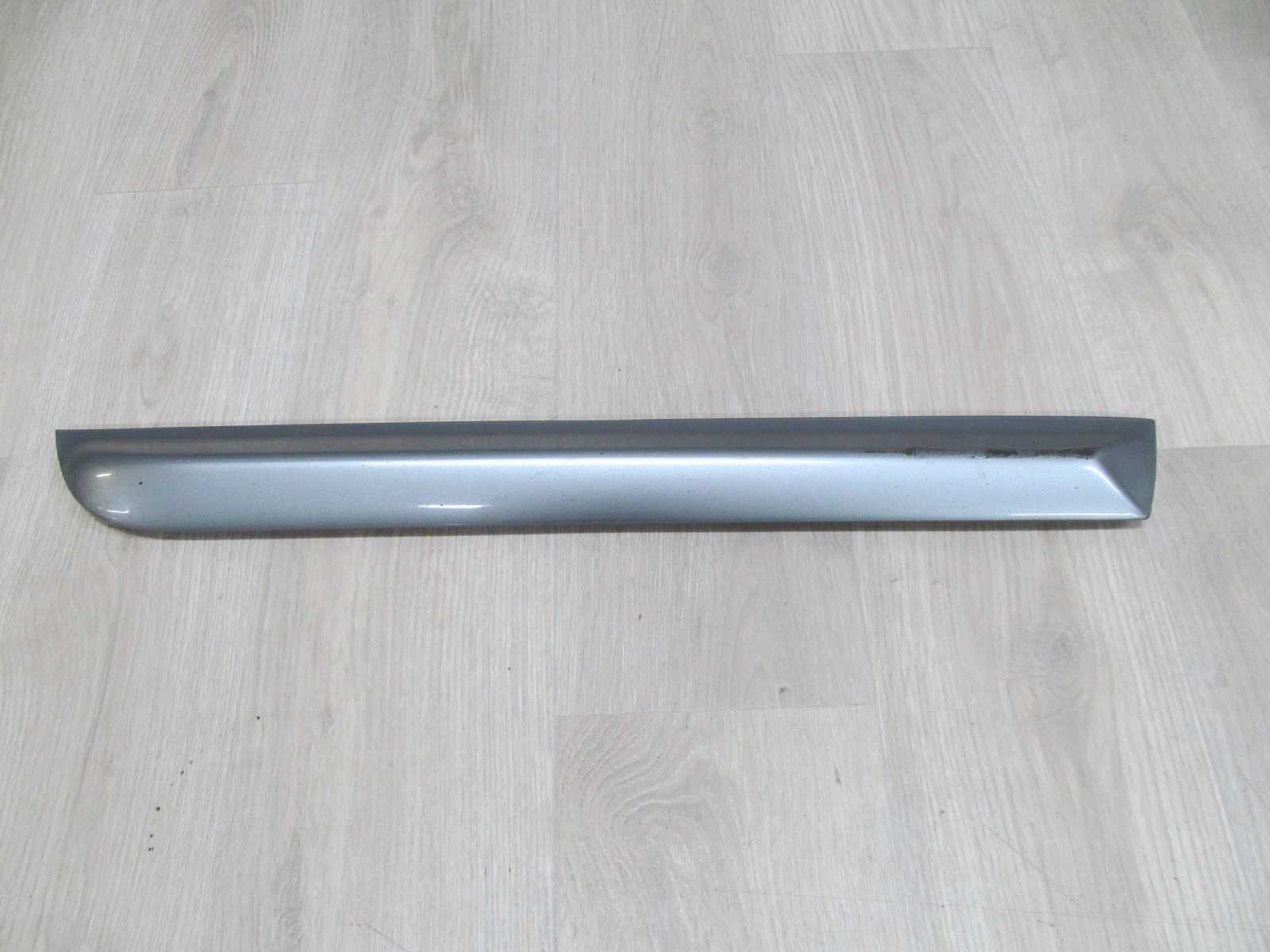 AUDI A4 B7 LISTWA DRZWI TYL DOLNA PRAWA 8E0853970 LY7H S-LINE 01-07