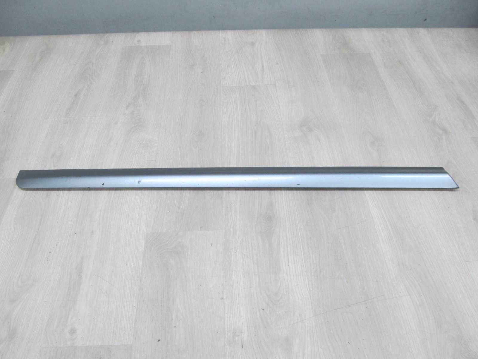 AUDI A4 B7 LISTWA DRZWI PRZOD DOLNA LEWA 8E0853959 LY7H S-LINE 01-07