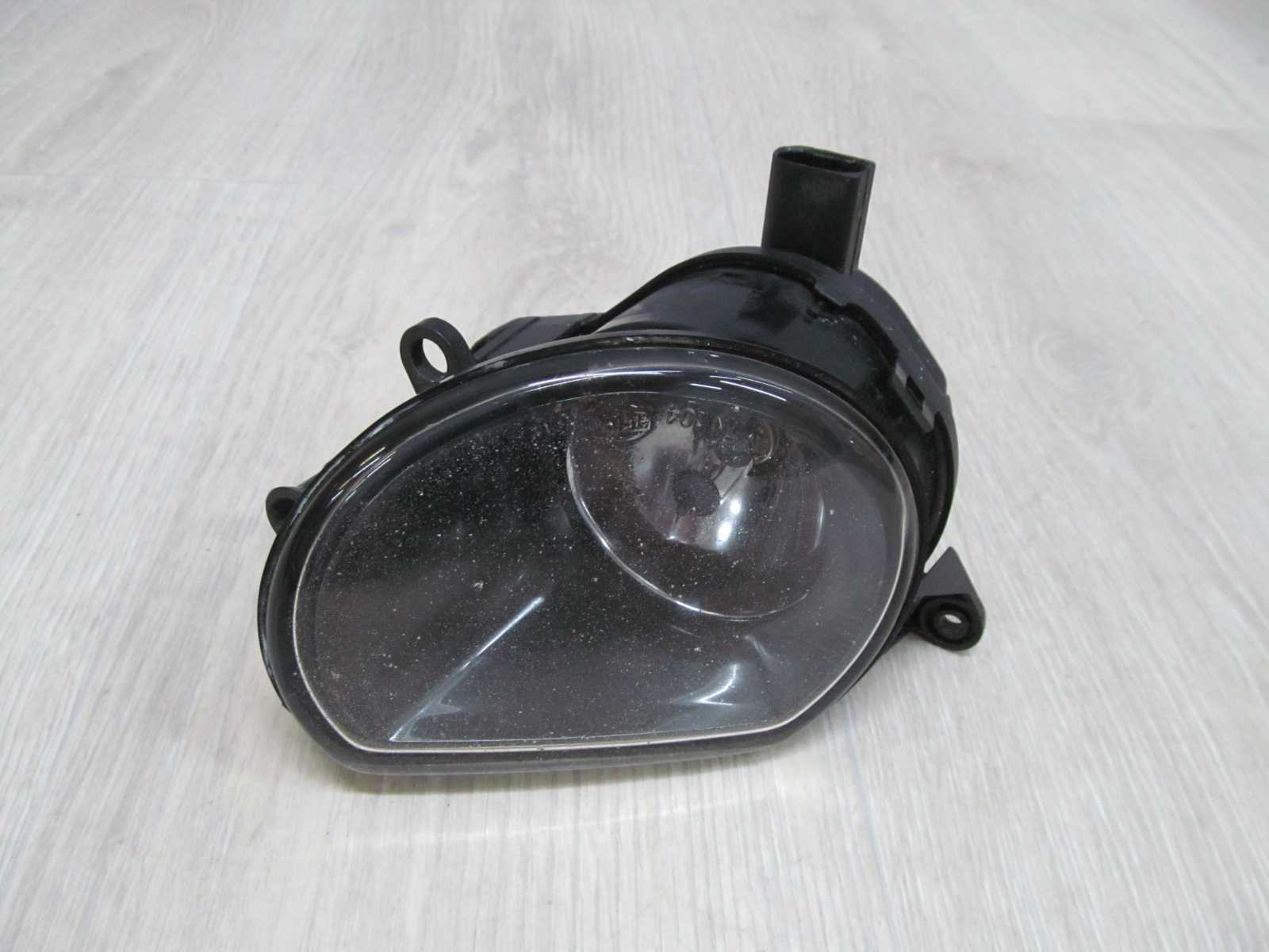 AUDI A3 8P HALOGEN PRAWY 246968-00 05-09