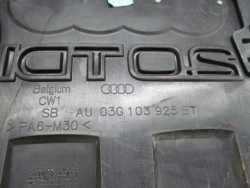AUDI A3 A4 A6 2.0 TDI POKRYWA OSLONA SILNIKA 03G103925BT