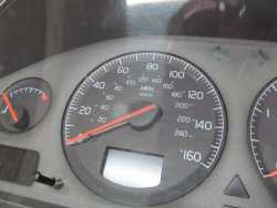 VOLVO  S60 V70 XC 2.4 D5 LICZNIK ZEGAR 8637997 UK 00-07