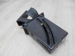 VOLVO S60 V70 UCHWYT NA KUBEK NAPOJ CUP HOLDER 3409712 00-04