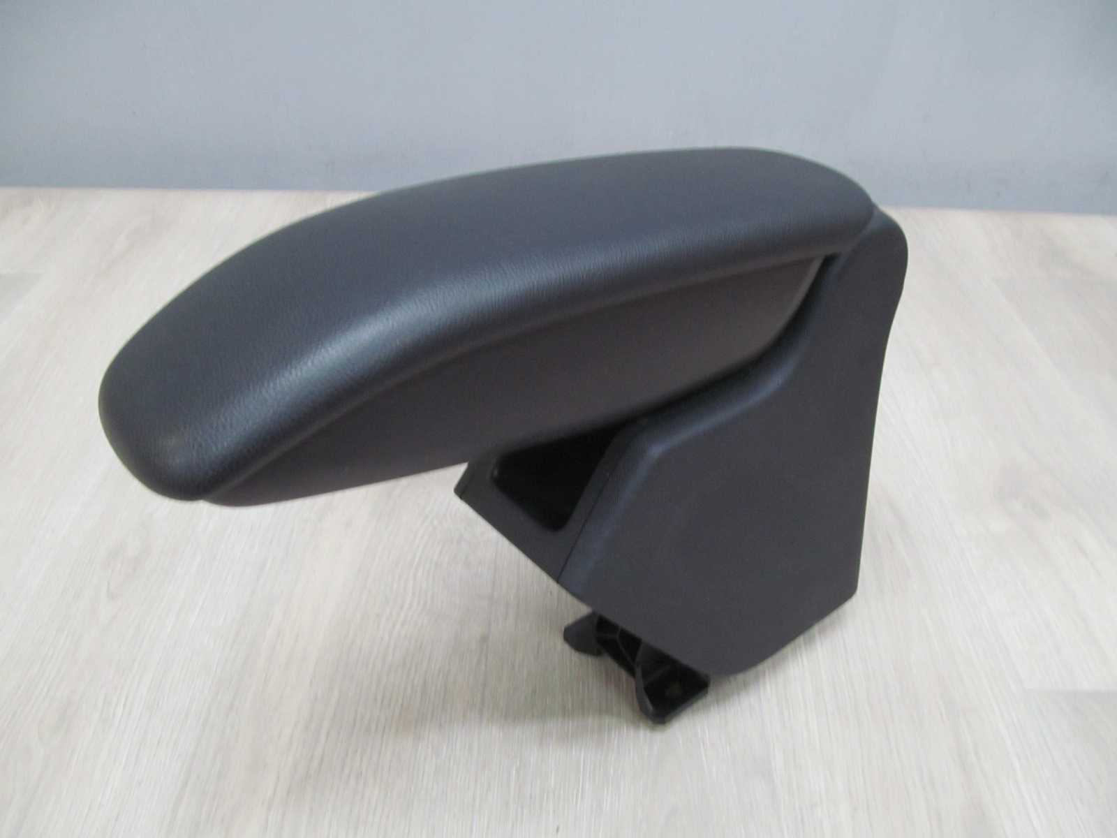 CITROEN DS3 PODLOKIETNIK 10002055 08-16
