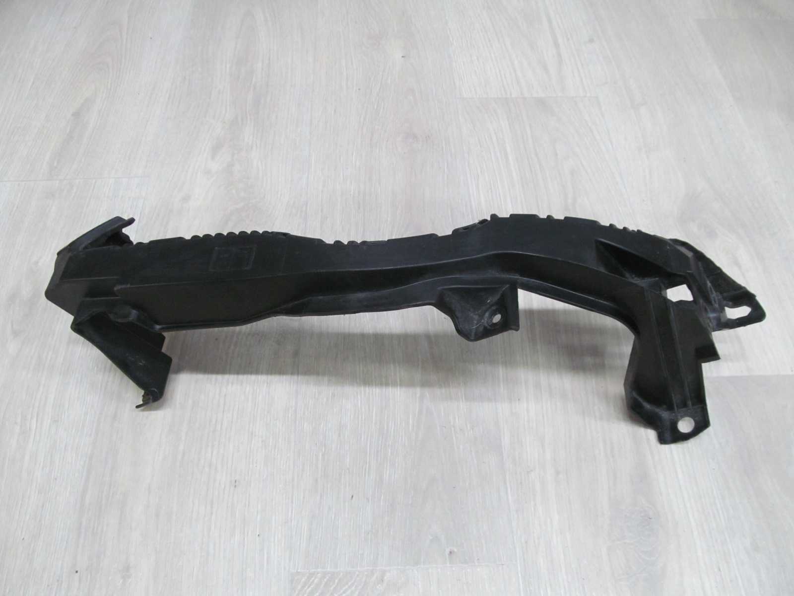 SUBARU LEGACY IV OUTBACK SLIZG POD LAMPE LEWY PRZOD 06-09