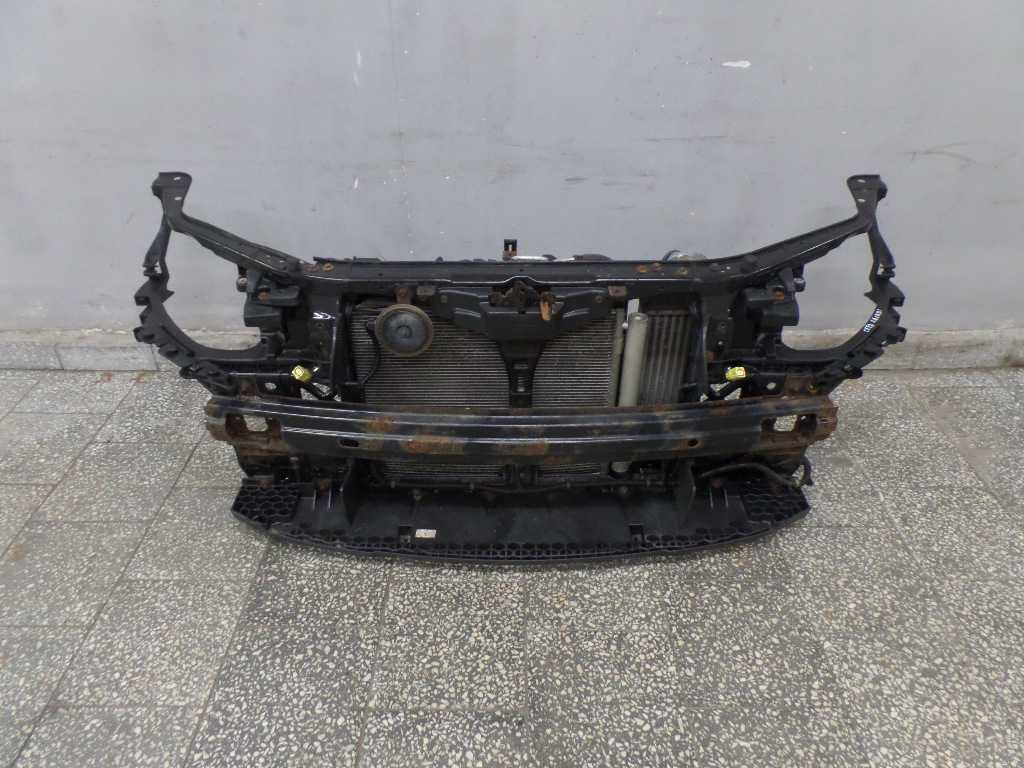 KIA CEED LIFT 1.6 2.0 CRDI WZMOCNIENIE PAS PRZEDNI CHLODNICE