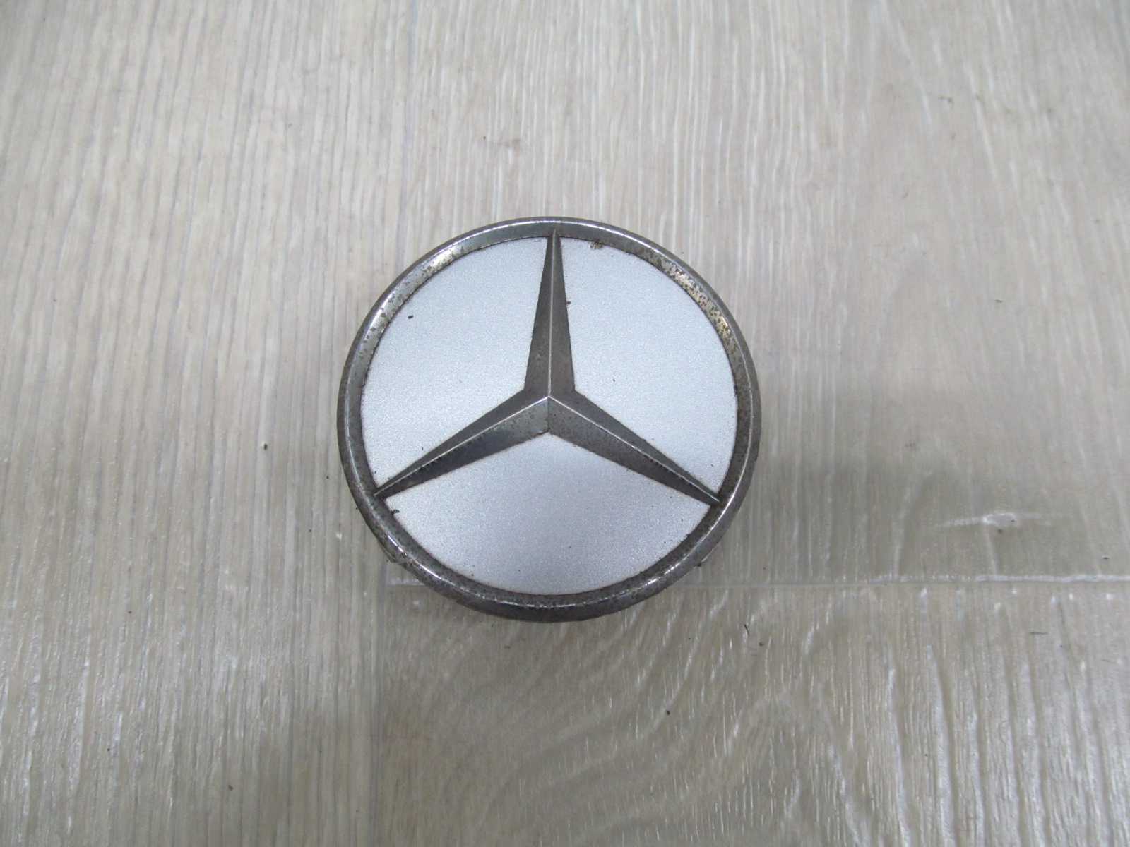 MERCEDES W211 DEKIELEK FELGI KAPSEL 2204000125
