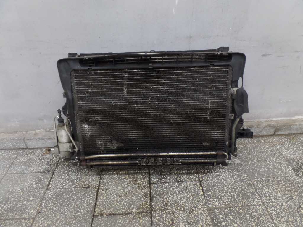 VOLVO XC90 2.4 D5 AUTO CHLODNICE WODA KLIMA INTERCOOLER WENTYLATORY 30665985 1137328116 02-14