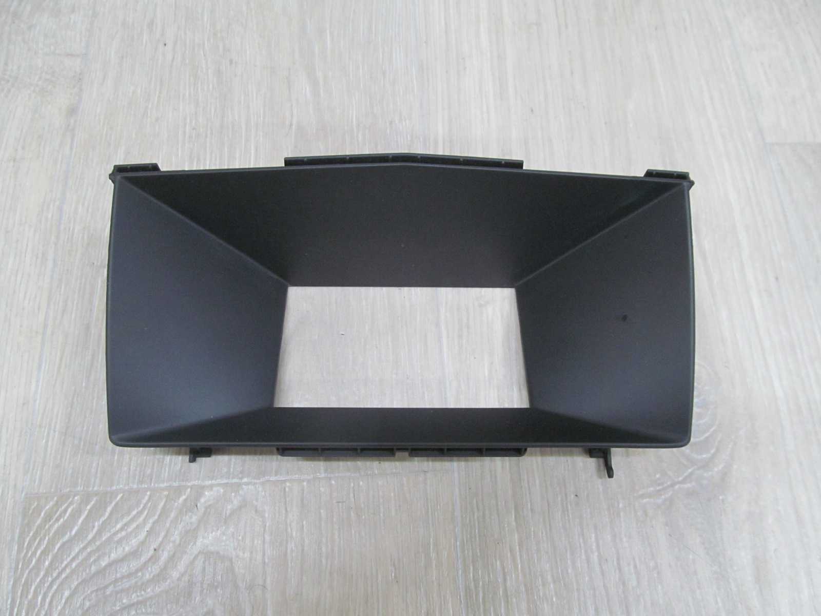 OPEL ASTRA H OSLONA RAMKA WYSWIETLACZA 13126607