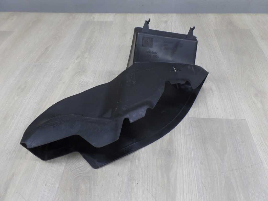 SKODA SUPERB II KIEROWNICA WLOT POWIETRZA 3T0121333