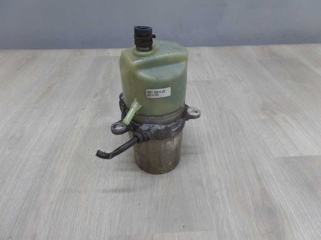 VOLVO C30 S40 V50 POMPA WSPOMAGANIA 4N51-3K514-DP 30741135 06-13