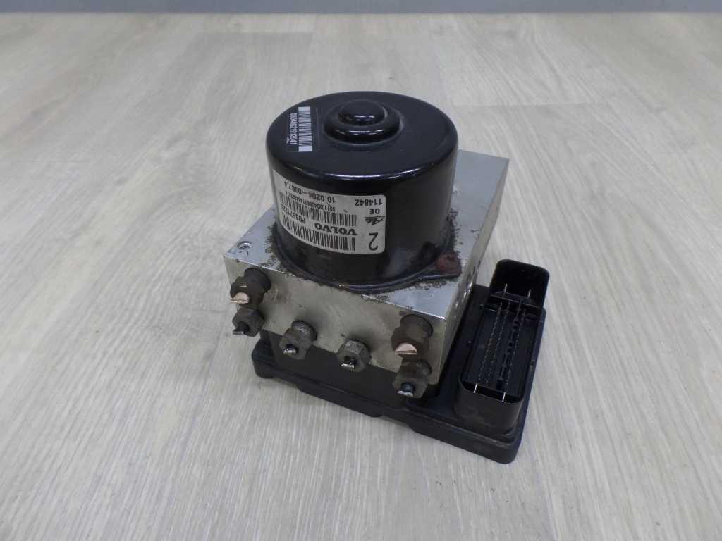 VOLVO S60 V70 XC POMPA HAMULCOWA ABS P08671225 8671224