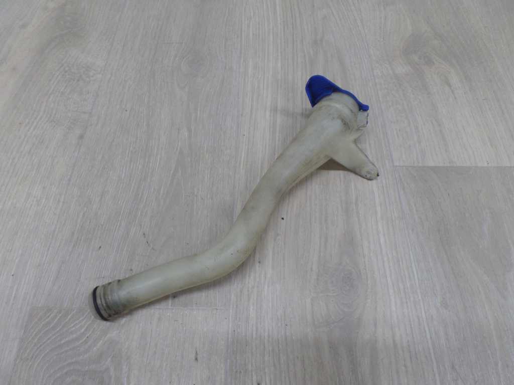VOLVO XC90 KOREK WLEW PLYNU SPRYSKIWCZY 30663278 02-14