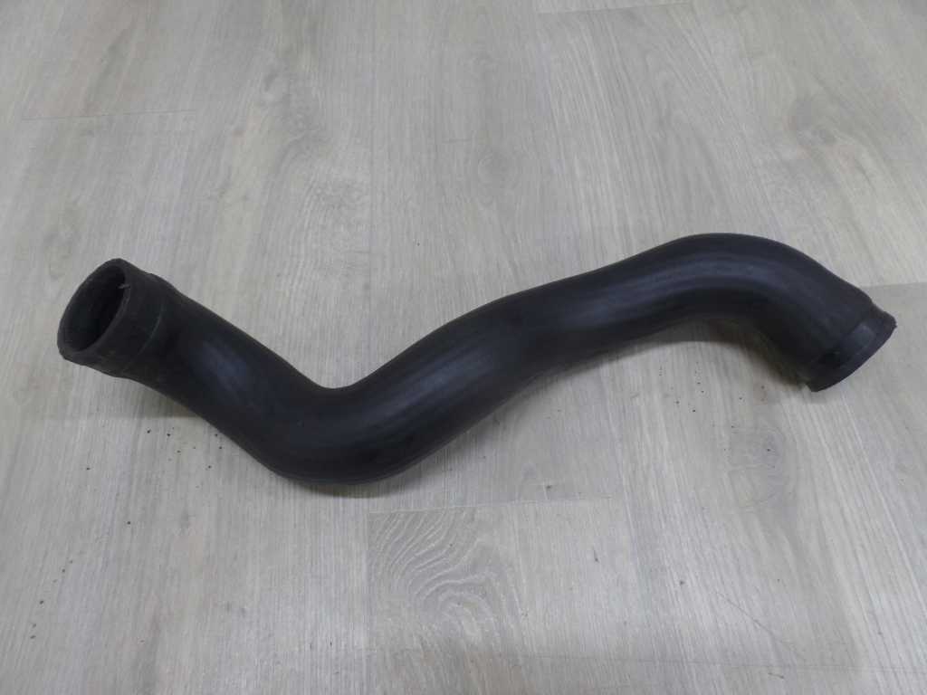 VOLVO S60 V70 XC 2.4 D5 RURA PRZEWOD INTERCOOLERA 30645935