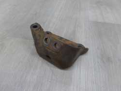 ISUZU D-MAX 2.5 4J 06-12 LAPA WSPORNIK MOCOWANIE UCHWYT SILNIKA
