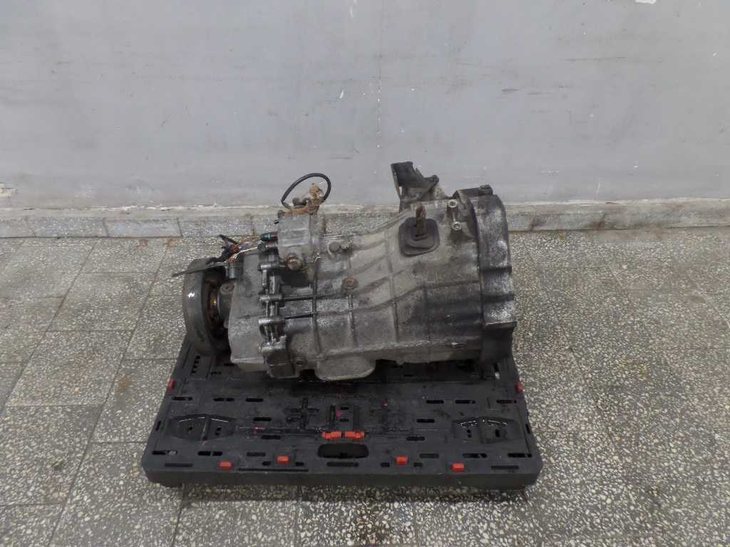 NISSAN CABSTAR MAXITY NT400 2.5 SKRZYNIA BIEGOW 5B 32101-MB42B