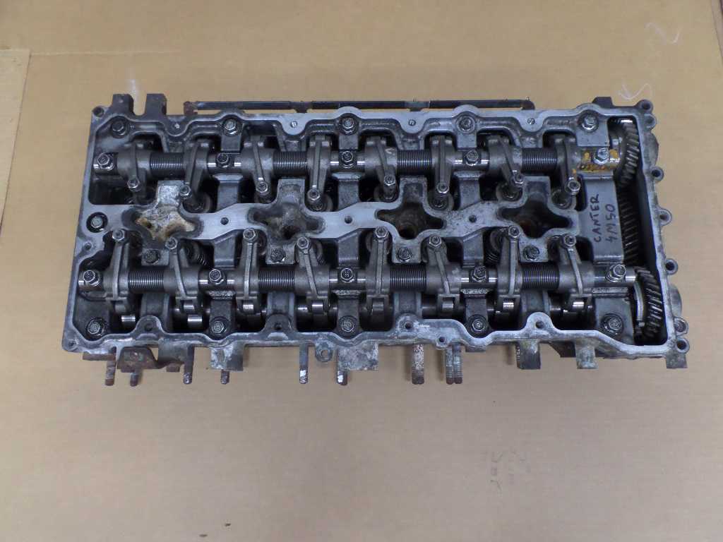 MITSUBISHI CANTER FUSO 4.9 DID 4M50 GLOWICA SILNIKA WALKI KPL