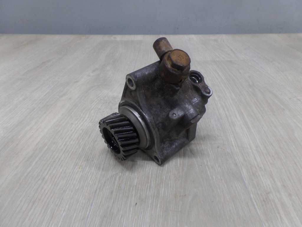MITSUBISHI CANTER FUSO 4.9 DID 7C18 POMPA WSPOMAGANIA 478-0430 MK472201
