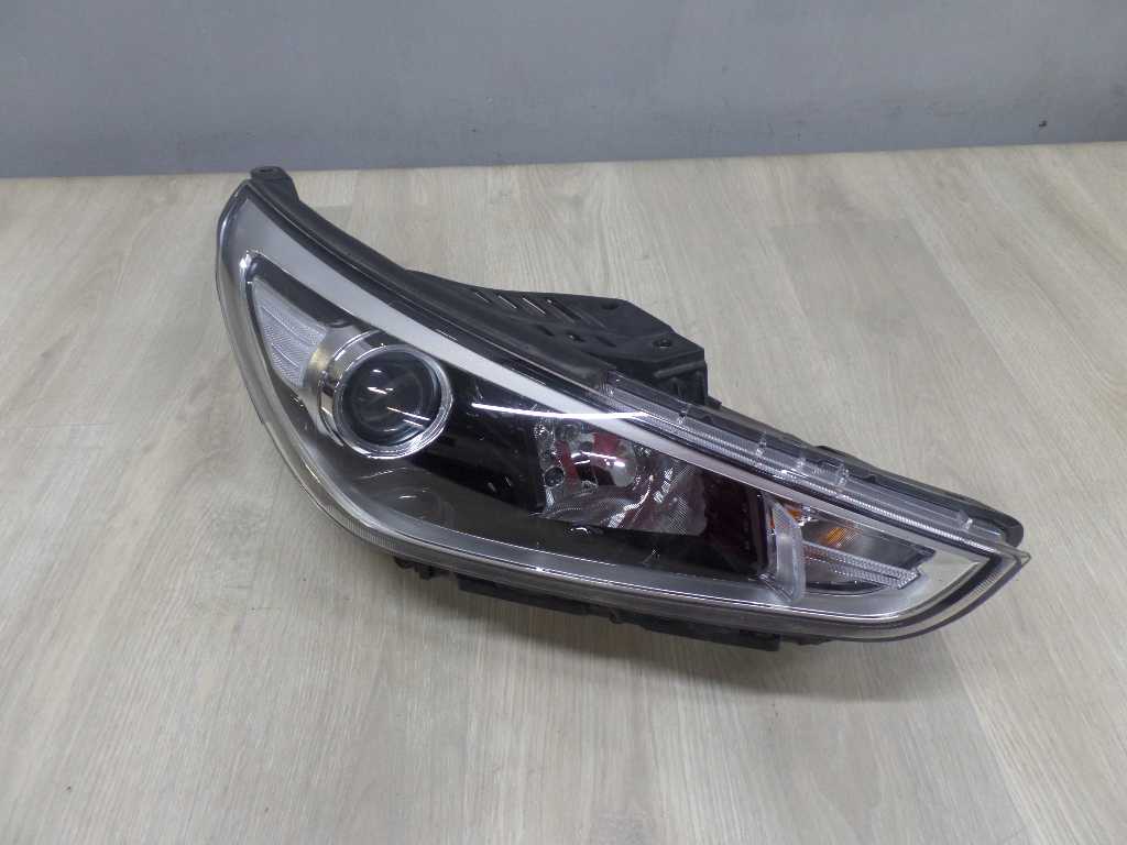 HYUNDAI I30 III 17-20 LAMPA REFLEKTOR PRZOD PRAWA G4921-22020 EU