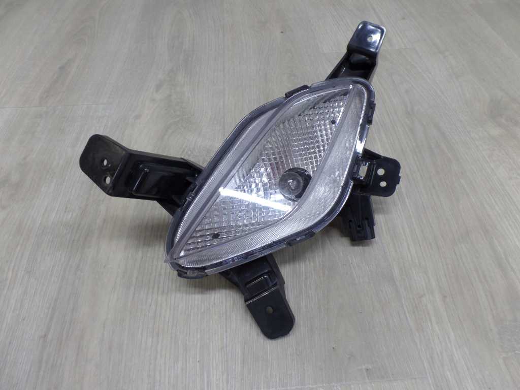 HYUNDAI I30 III 17-20 LAMPA HALOGEN LEWY 92207-G42 EU