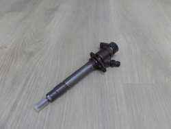 VOLVO S40 S60 S80 V70 XC 2.4 D5 WTRYSK WTRYSKIWACZ 0445110078 8658352
