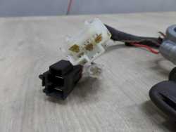 MITSUBISHI CANTER FUSO ZAWIAS DRZWI LEWY KPL 05-14